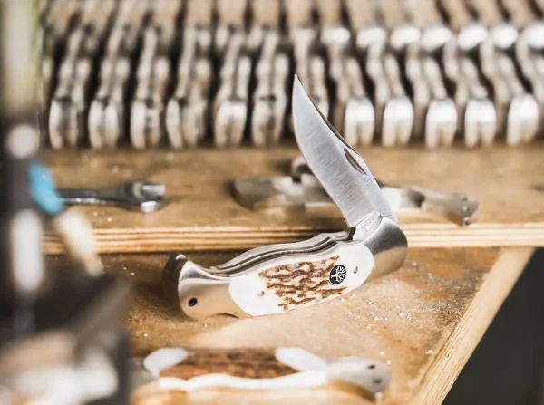 Böker Manufaktur Solingen Scout Hirschhorn